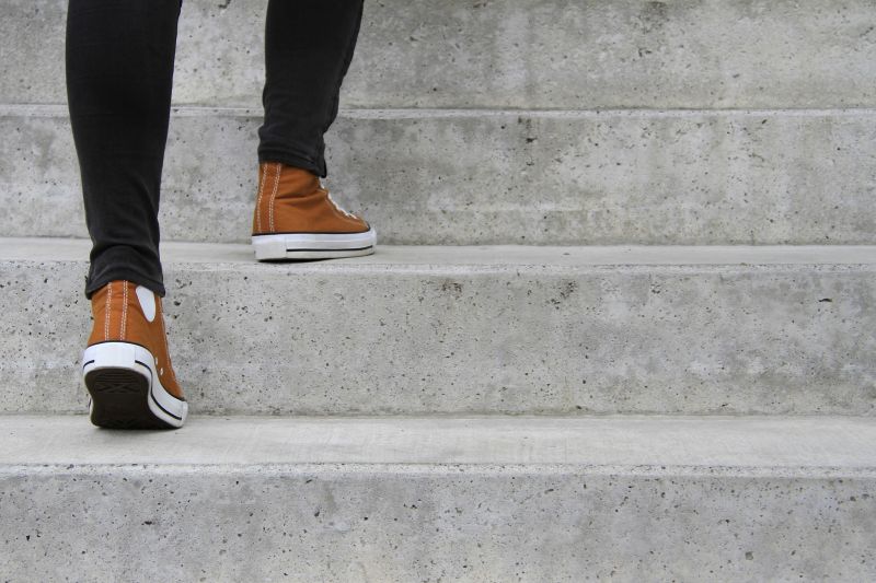 Who Does Concrete Stairs Installations